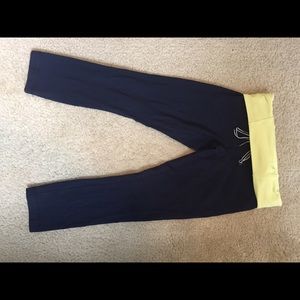 Stunning and sexy Lululemon crops